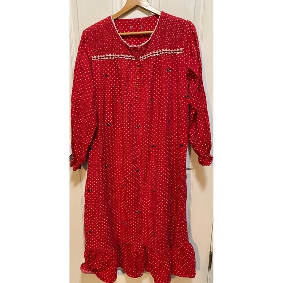 Other - Vintage Granny Red PolkaDot Nightgown Long Sleeve Ruffle Hem Smocked Neckline 1X